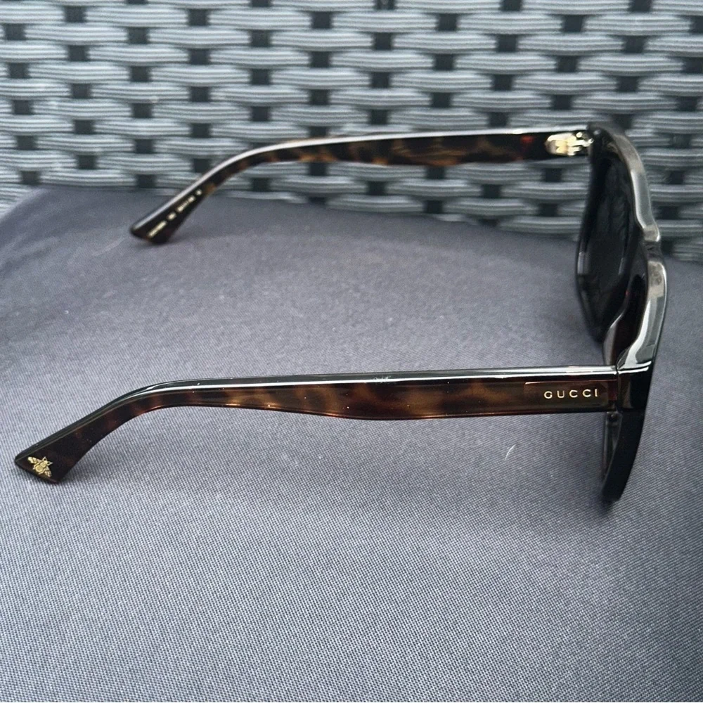 NEW GUCCI - GG0158SN Tortoise Unisex Sunglasses Authentic 54mm lens width